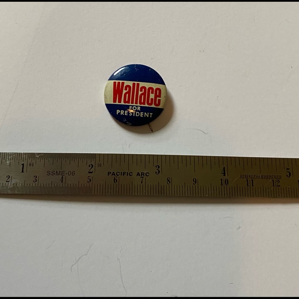 Political Presidential Campaign pin